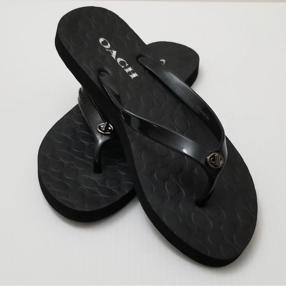 Coach // Abigail Flip Flops BNWT